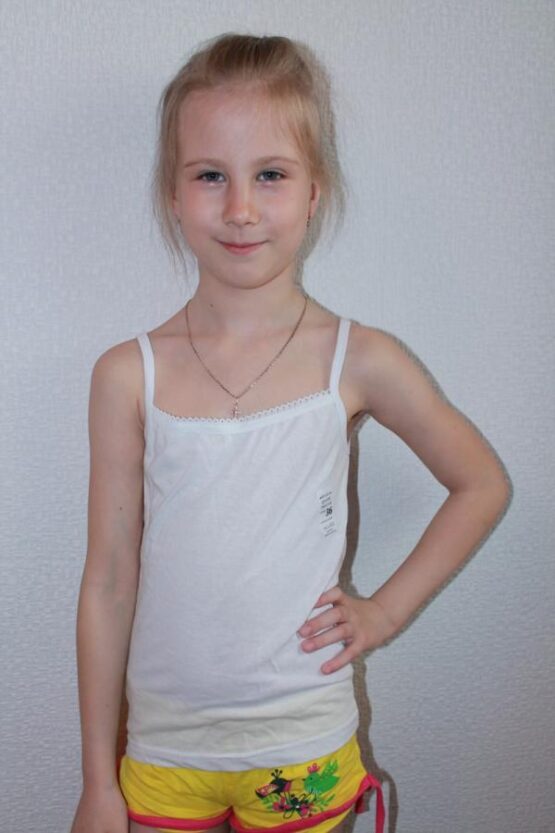 Майка детская бретелька, белая (26-44)