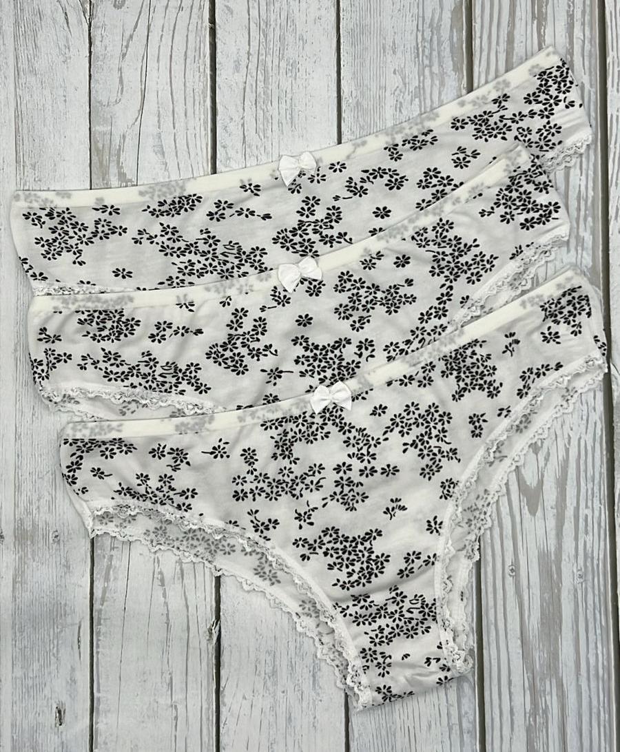 Трусы женские «Nicoletta» №910005 (М-XL) танго, белые с рисунком